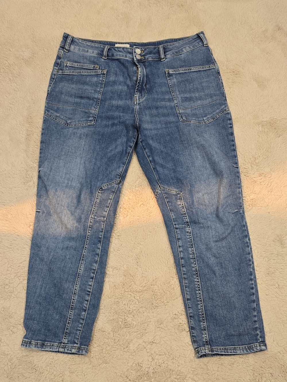 Pilcro Women’s Medium Blue Boyfriend Jeans